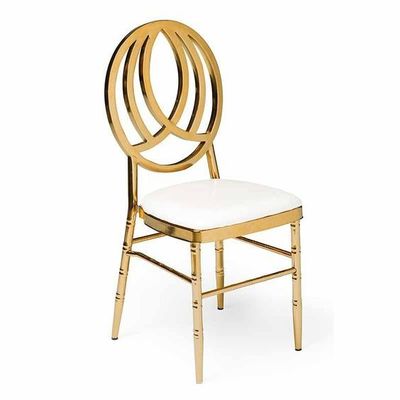 comprare Appartamento Sedie Chiavari Dorate Sedie Chiavari Dorate Con Cuscino Bianco fabbricazione online